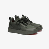 The Dynamic Waterproof Sneaker 2.0 Low in khaki — side pair view